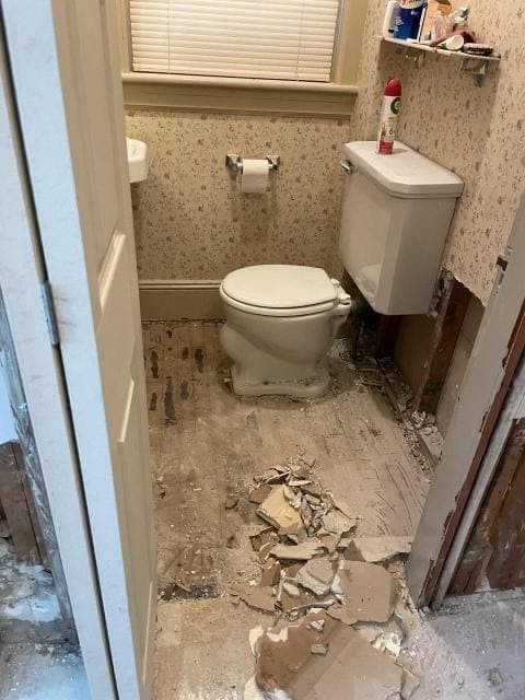 Rinnovo Bagno Moderno - Immagine 4